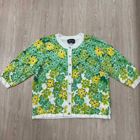 Bob Mackie Sweaters - Bob Mackie Floral flower print short sleeve Cardigan